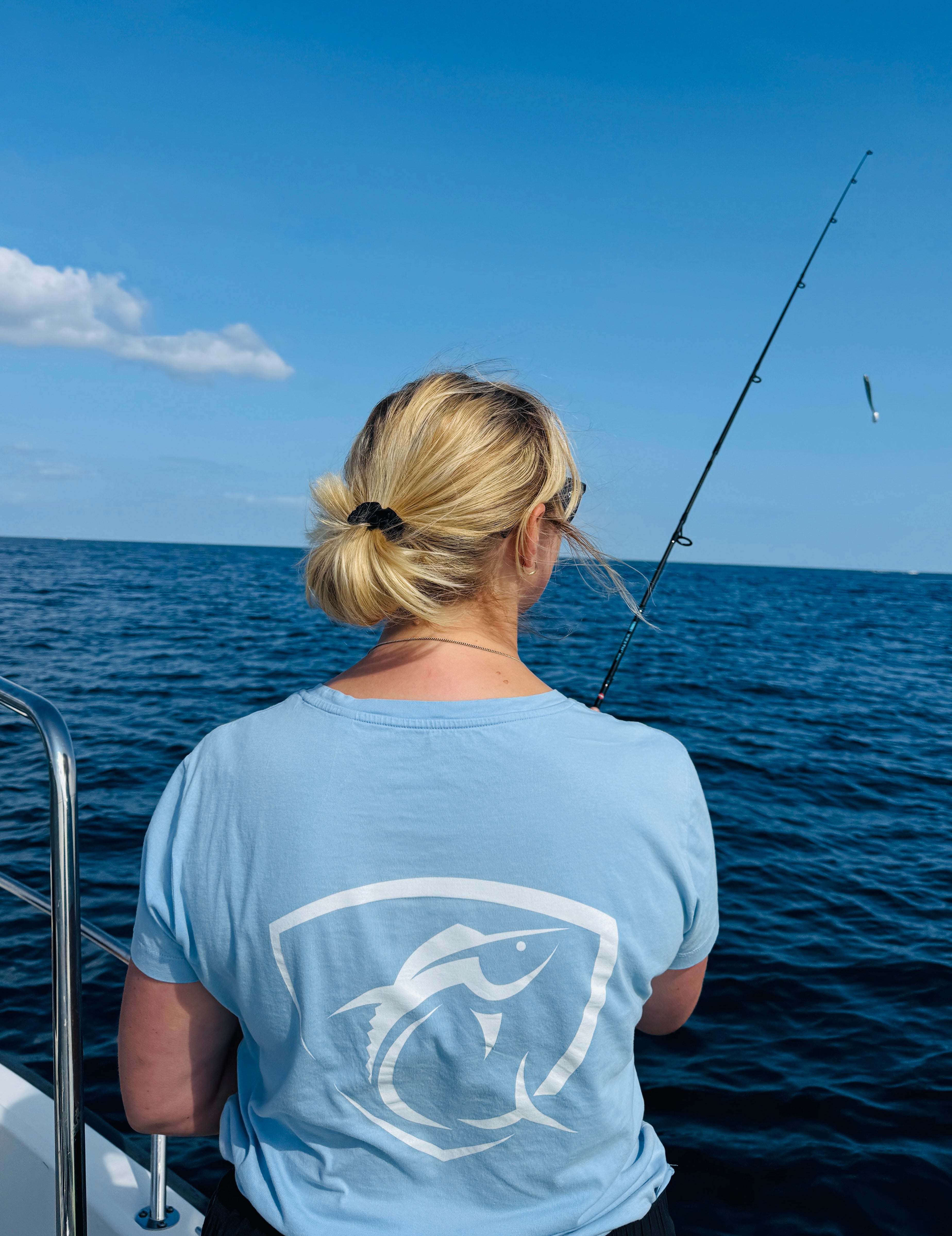 Women's Core Scoop-Neck Shieldback Tee